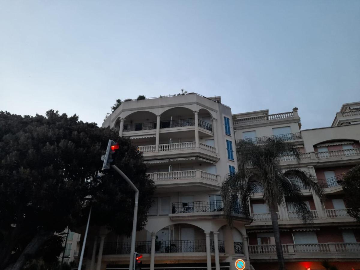 Attico Victoria Palace Suggestivo E Spettacolare Menton Exterior photo
